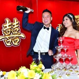 Meet your Posher, Hoang